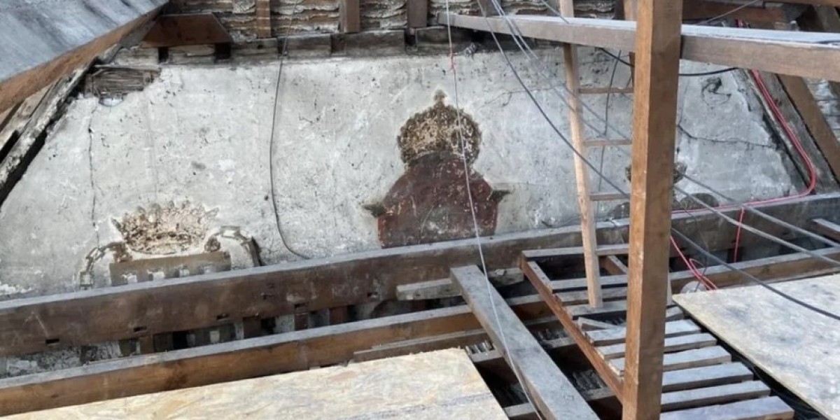 Medieval paintings found at Christ's College, Cambridge by builders